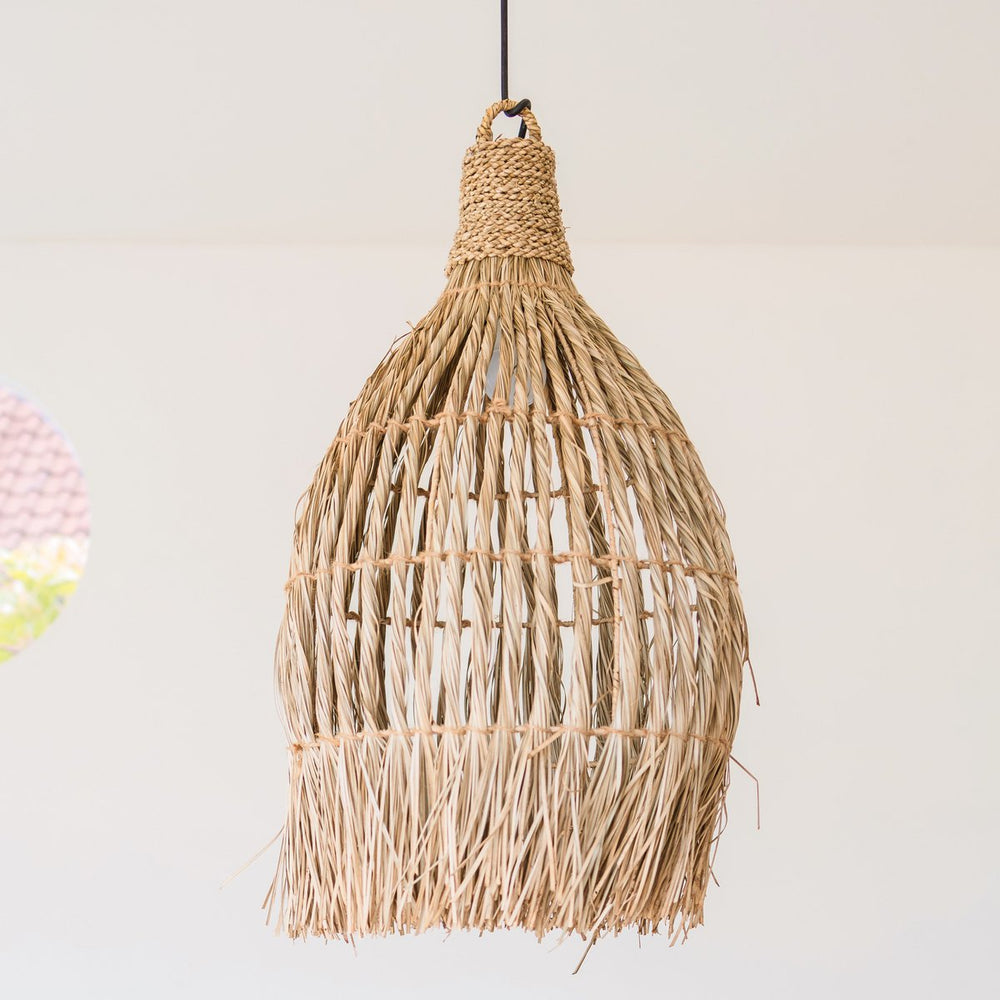 Beige woven seagrass pendant lampshade