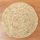 Natural raffia round placemat