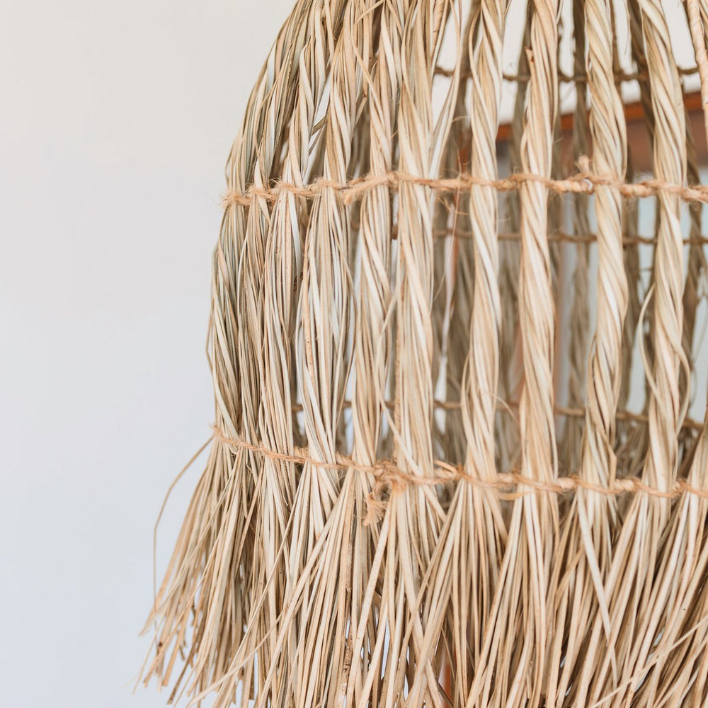 Beige woven seagrass pendant lampshade