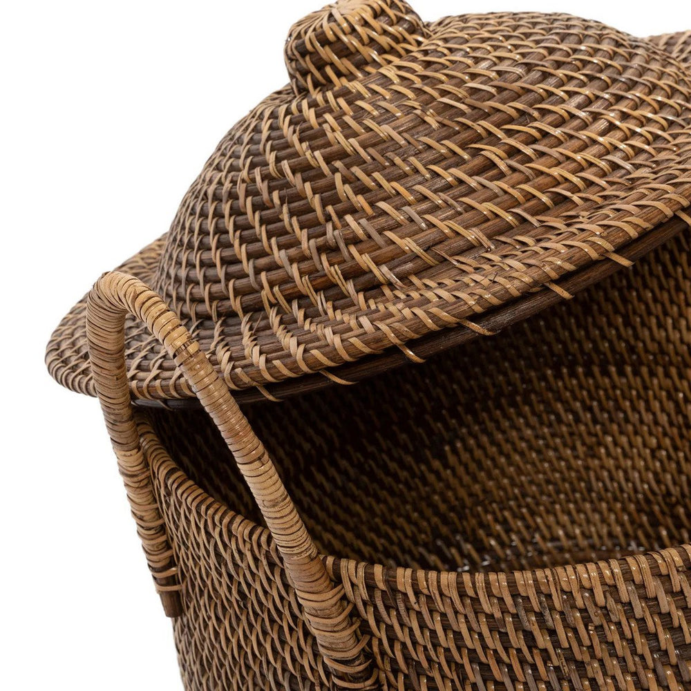 Natural brown rattan basket with lid and handles