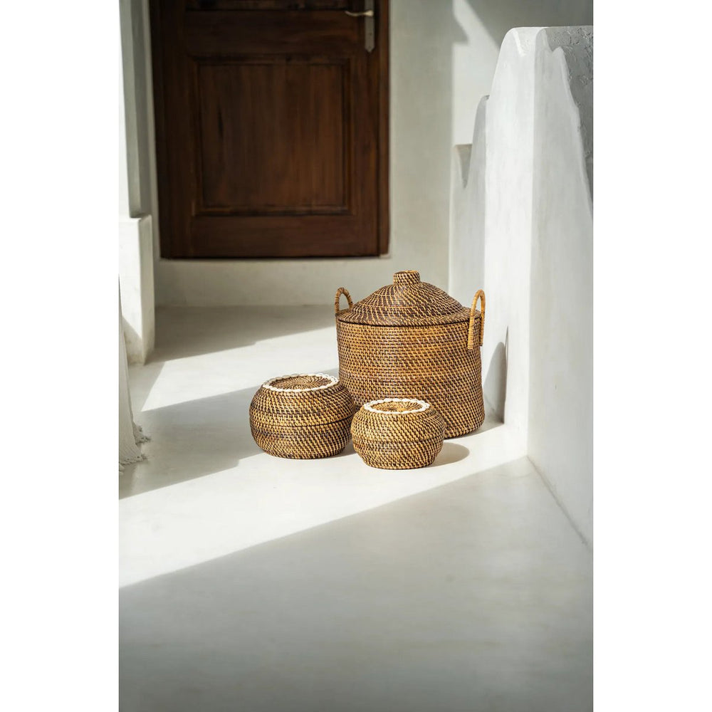 Natural brown rattan basket with lid and handles