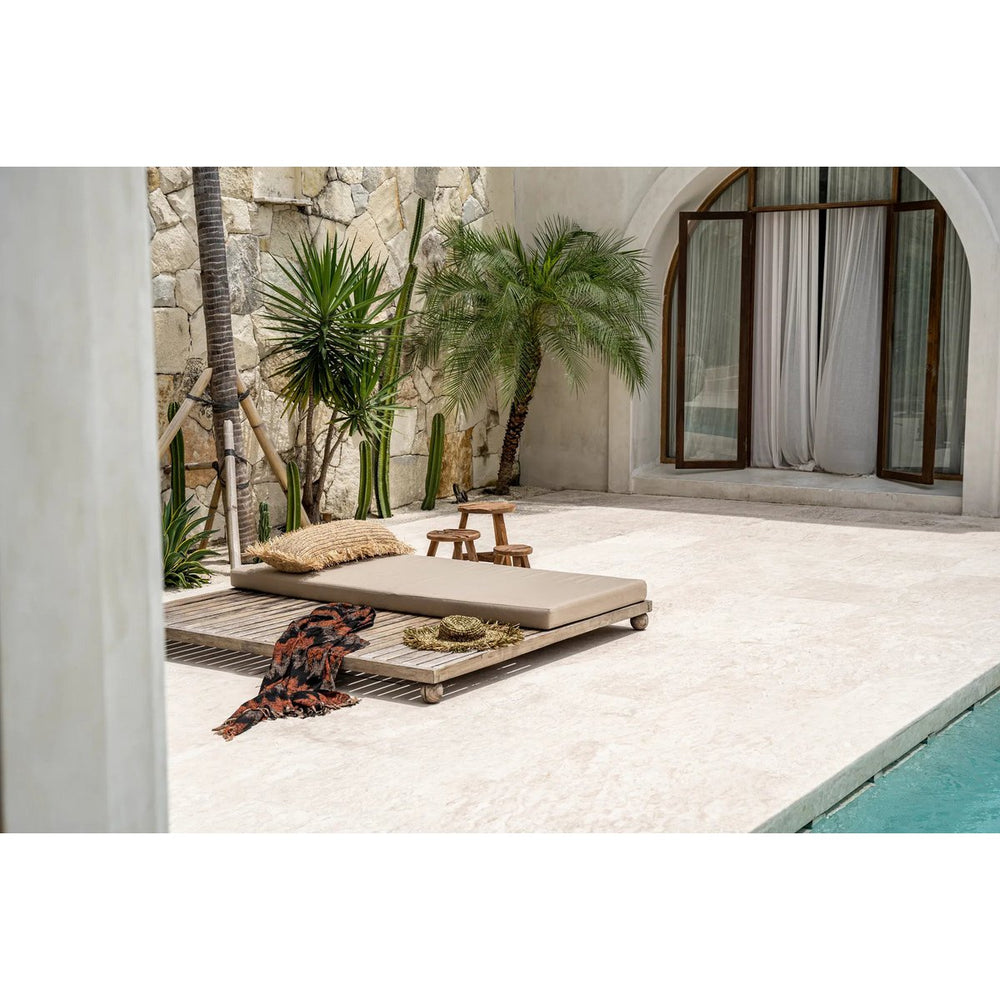 Natural raffia rectangular cushion cover