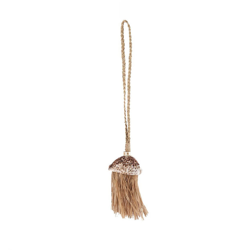 Natural raffia tassel with shell accent