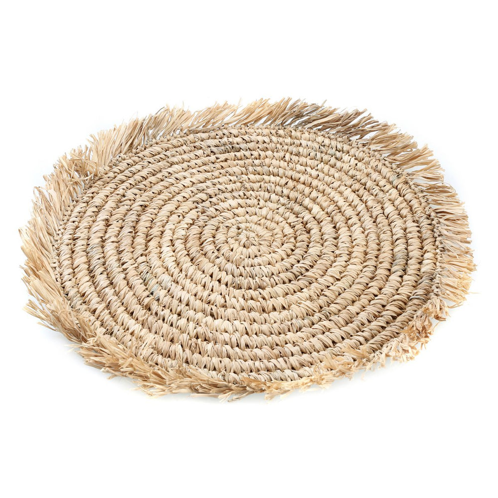 Natural raffia round placemat with fringe